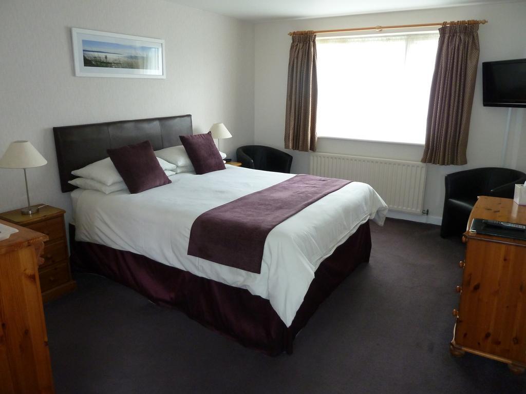 The Winsford Lodge Bagian luar foto